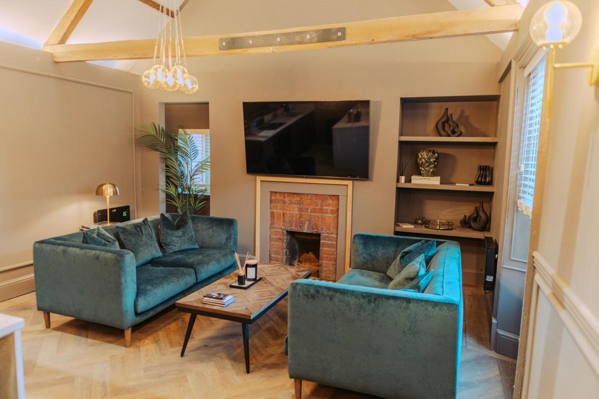 Magistrates Penthouse Suite - Town Centre Apartments With Spa มอร์เพท ภายนอก รูปภาพ
